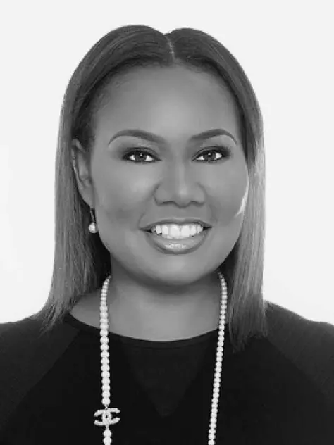Dr. Vikisha F., MD FACS, plastic surgeon