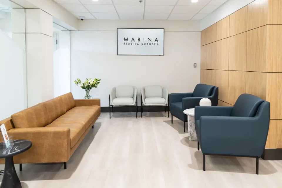 Waiting room at Marina Plastic Surgery Brentwood