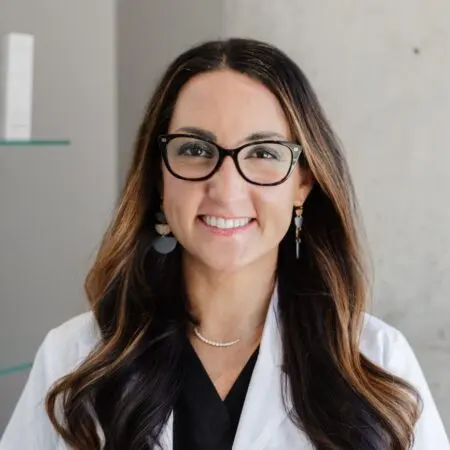 Taylor Russell, APRN, FNP-BC, Aesthetic Nurse Practitioner & Injection Specialist at Natural Body Spa + Med Spa