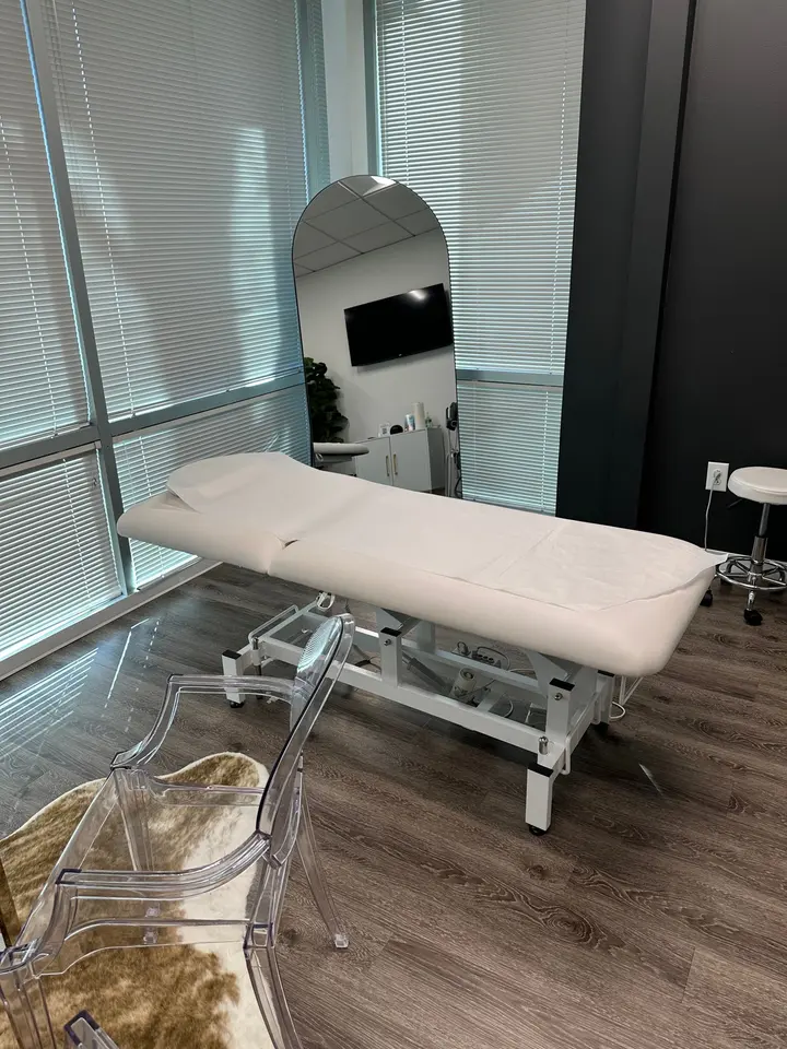 Treatment room at PrimeHealth MD Alpharetta