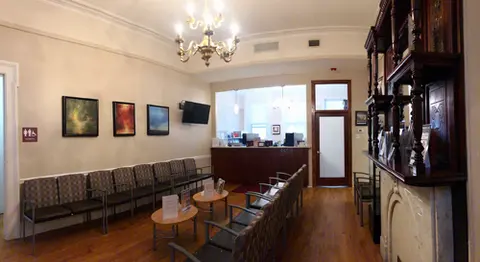 Schweiger Dermatology Group Pine Street waiting room