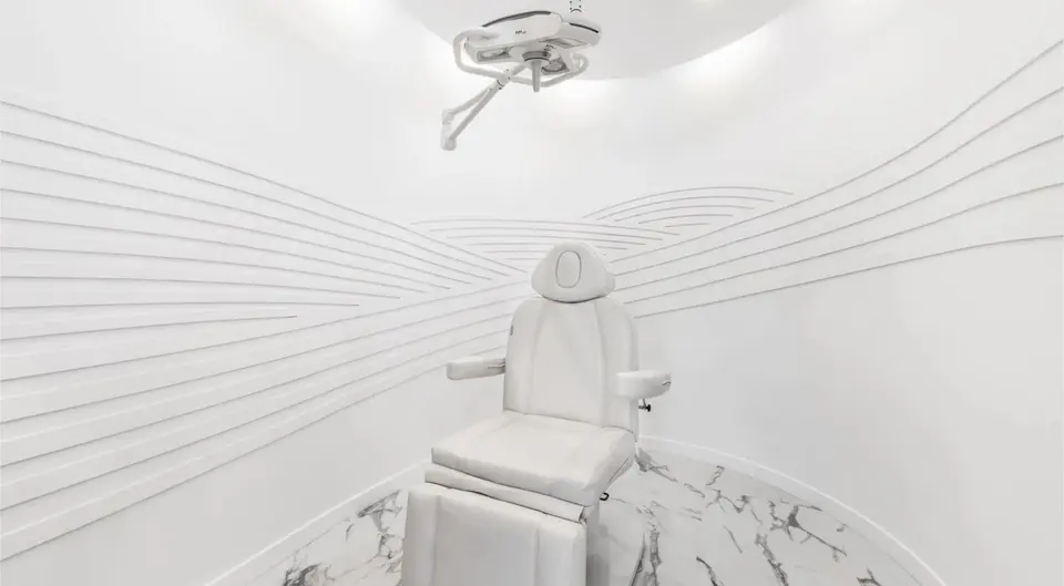 Treatment room at V Line Cosmetic Clinic Los Angeles (Arcadia)