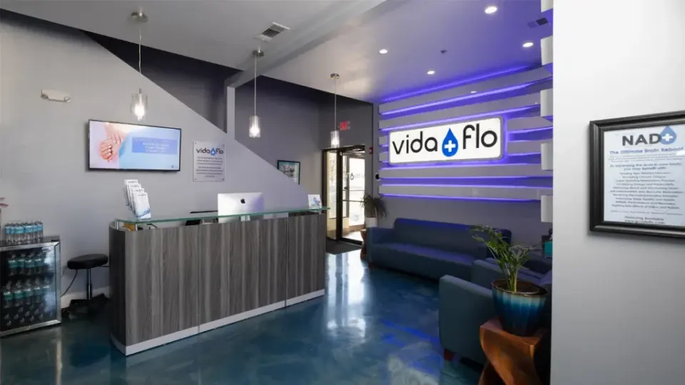 Reception and lounge seating at Vida Flo Brookhaven