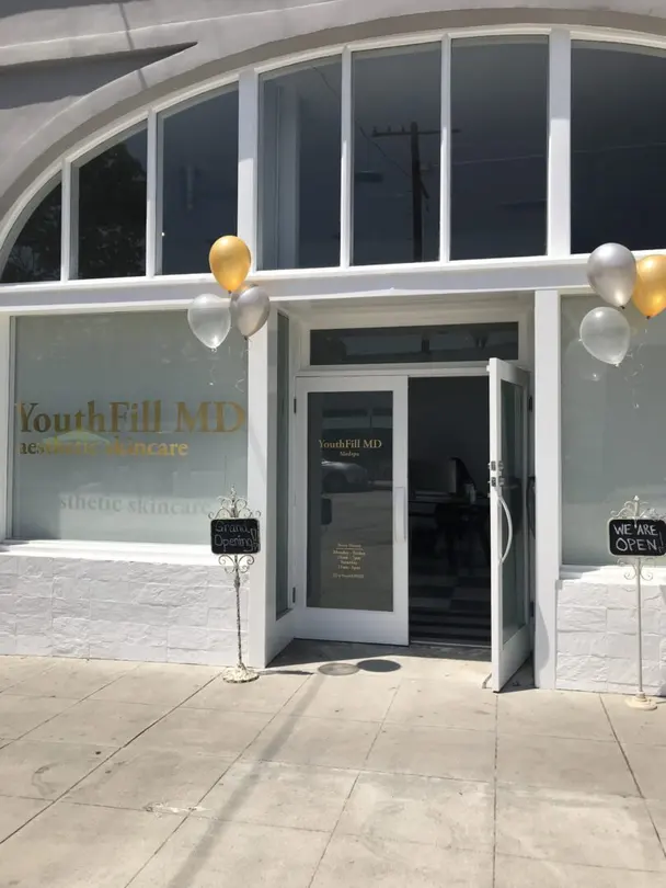 Exterior of YouthFill MD Culver City
